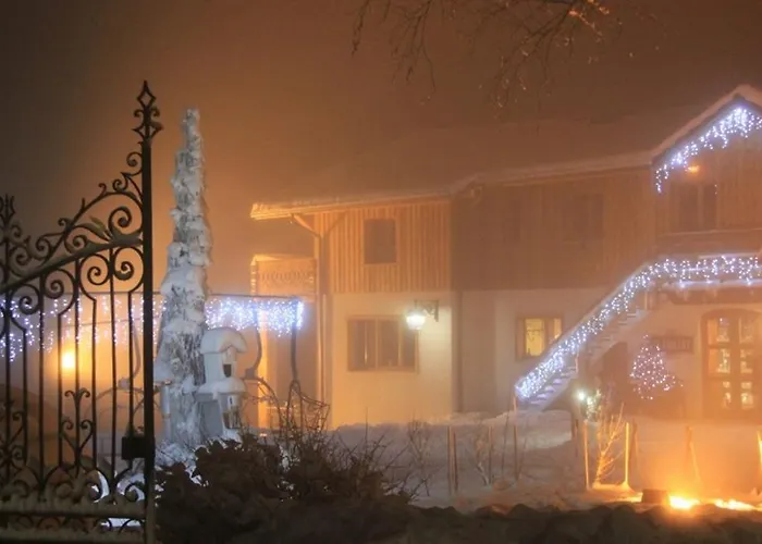 Апартаменты Julien Ле-Тийо