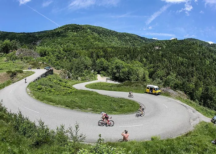 Апартаменты Julien Ле-Тийо